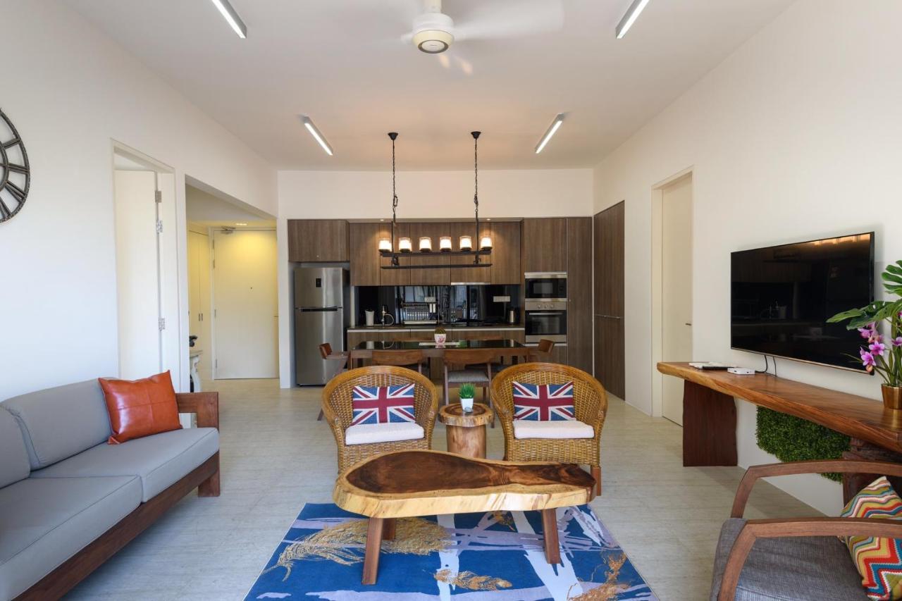 By The Sea Beach Front Apartment 峇都丁宜 外观 照片