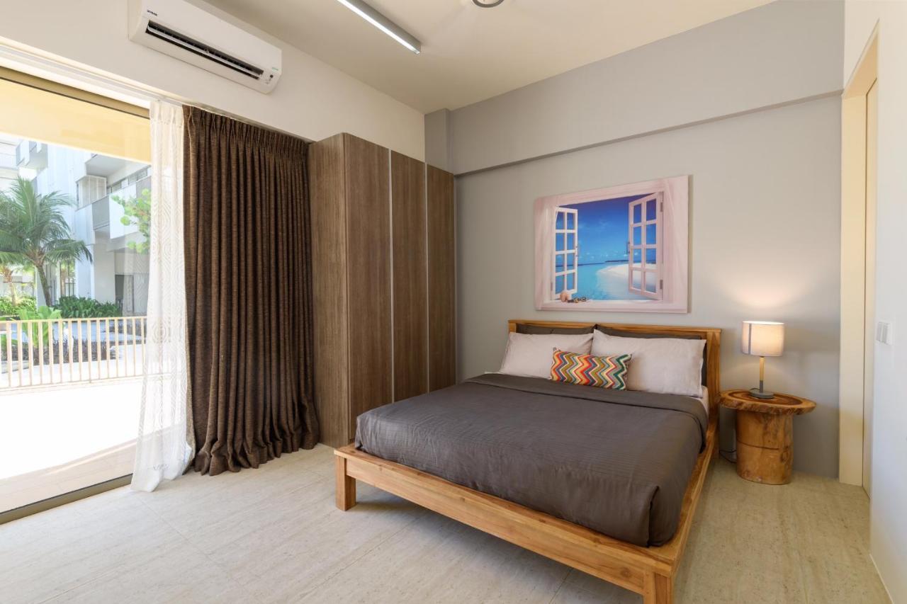 By The Sea Beach Front Apartment 峇都丁宜 外观 照片