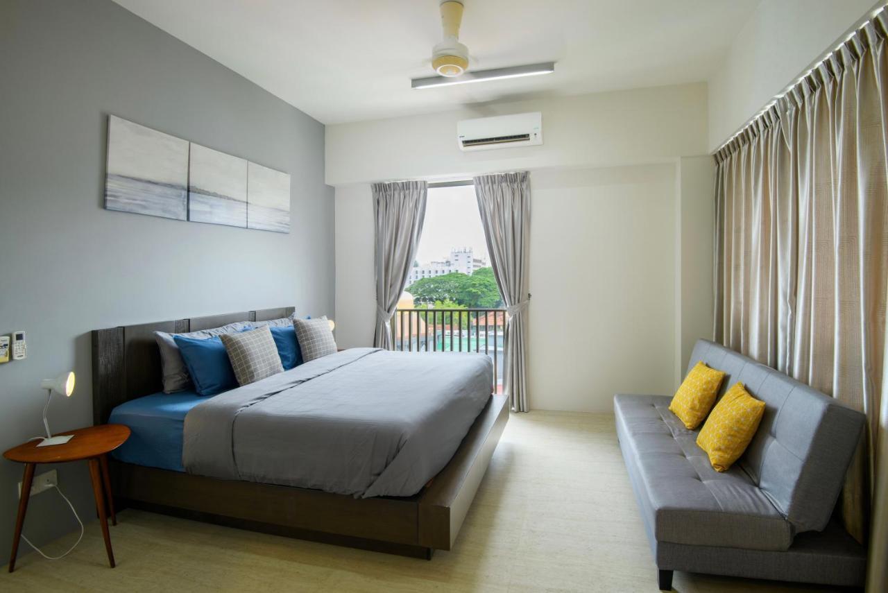 By The Sea Beach Front Apartment 峇都丁宜 外观 照片