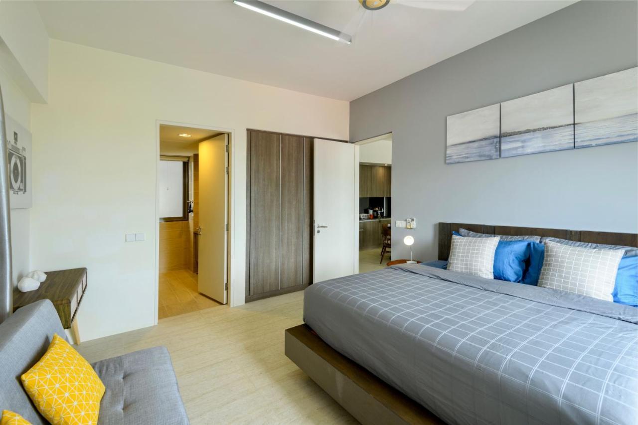 By The Sea Beach Front Apartment 峇都丁宜 外观 照片