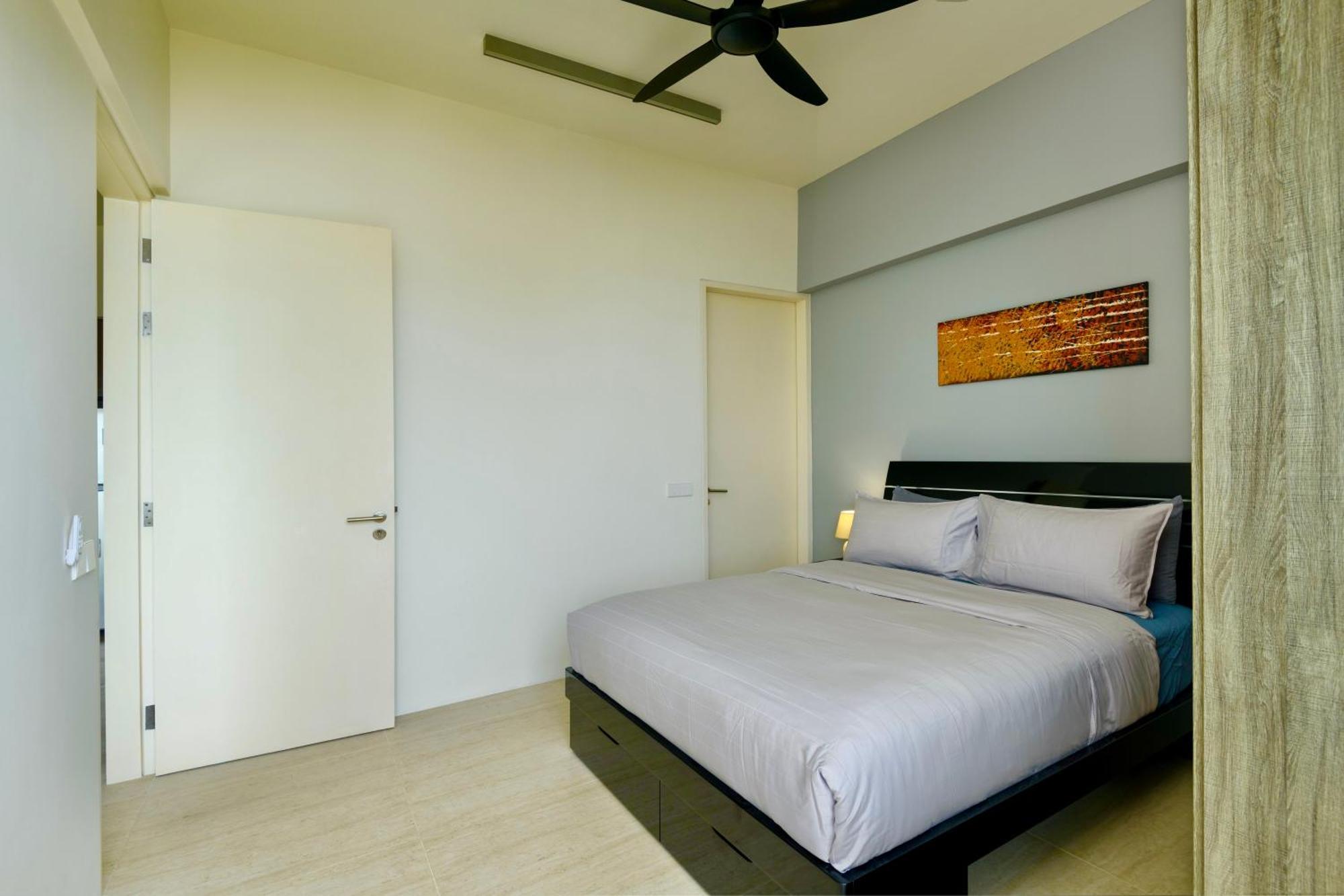 By The Sea Beach Front Apartment 峇都丁宜 外观 照片