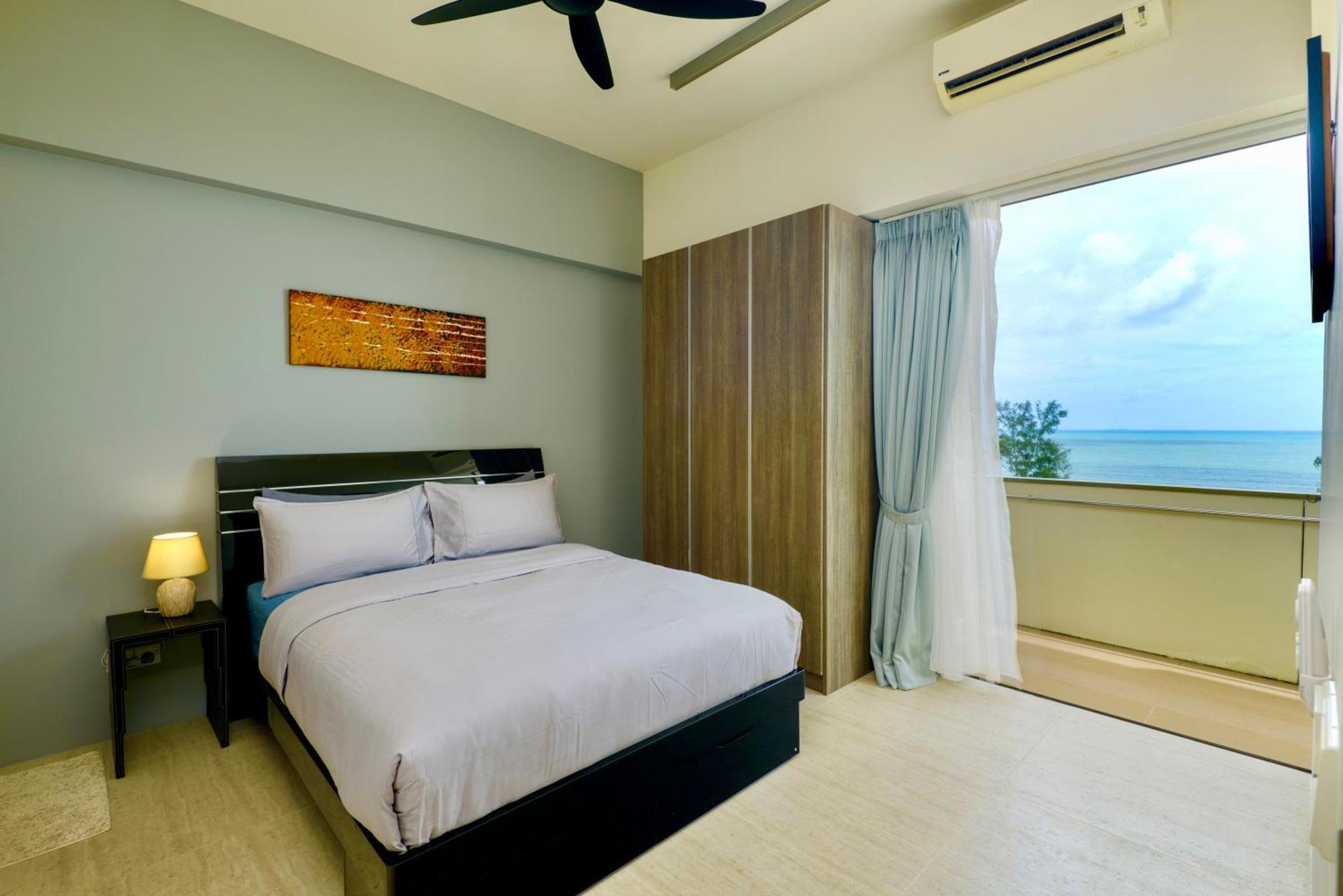 By The Sea Beach Front Apartment 峇都丁宜 外观 照片