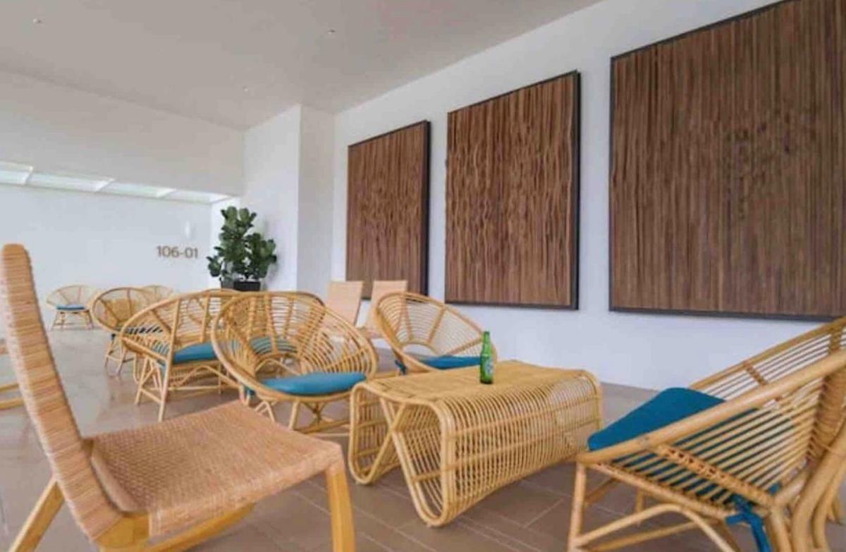 By The Sea Beach Front Apartment 峇都丁宜 外观 照片