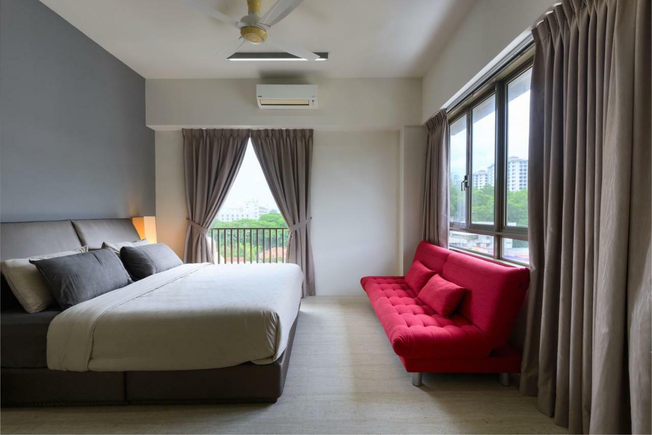By The Sea Beach Front Apartment 峇都丁宜 外观 照片